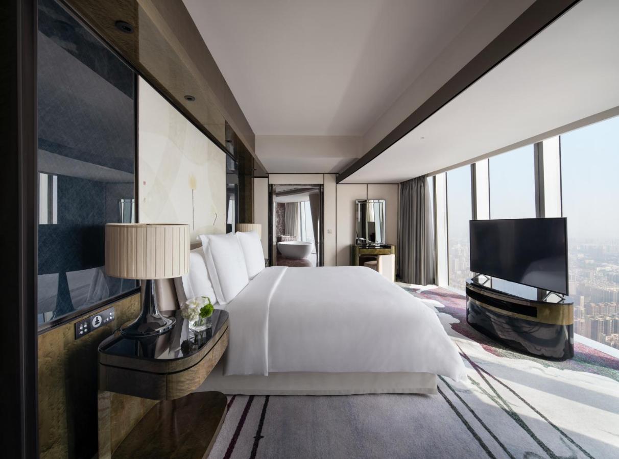Four Seasons Hotel Kuangcsou Kültér fotó